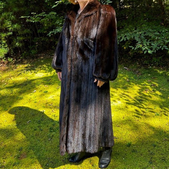 Mink Coat - Full Length Vintage, Excellent Condition - SALE - Picture 5 of 11